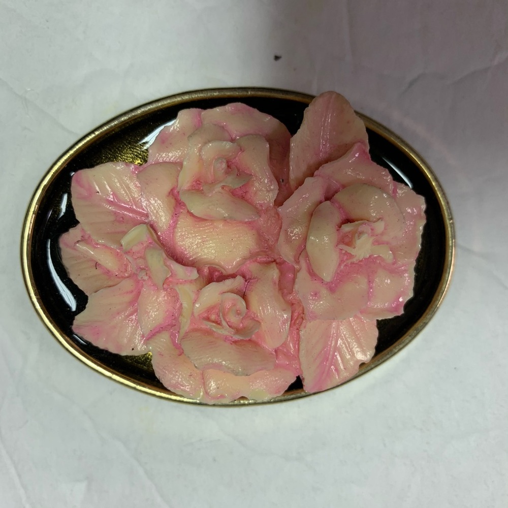 Women’s Allison Daniel Designs Belt Buckle Green Metallic And Coral